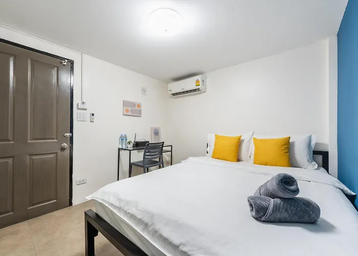 Lachata - Hua Mak Hotel